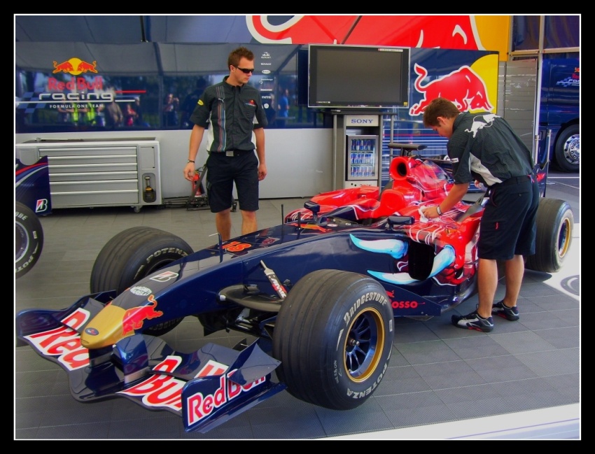 Scuderia Toro Rosso