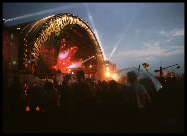 Scena Wieczorem - Woodstock '03