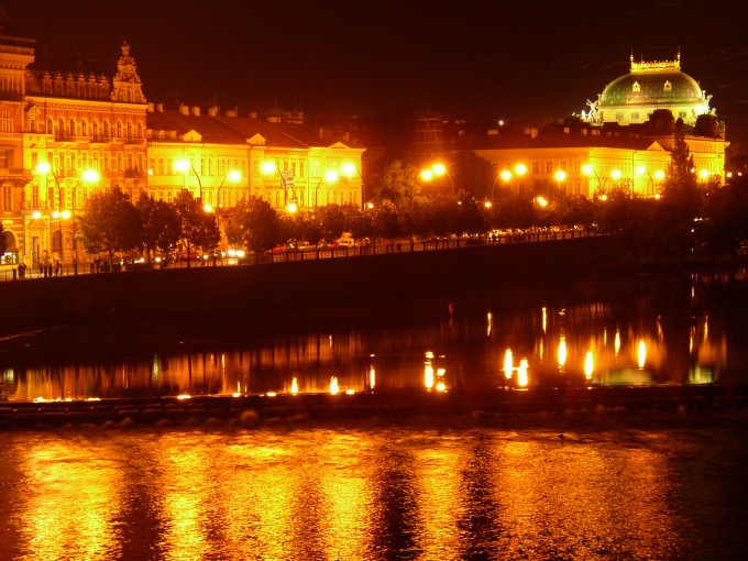 Praga nocą