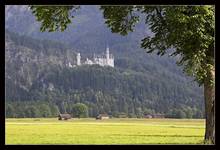 Neuschwanstein , widok z Romantische strasse.