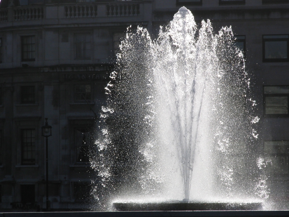 Fontanna na Trafalgar Square