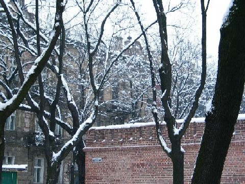 Sąsiednia ulica.