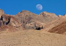 Death Valley, wschód księżyca