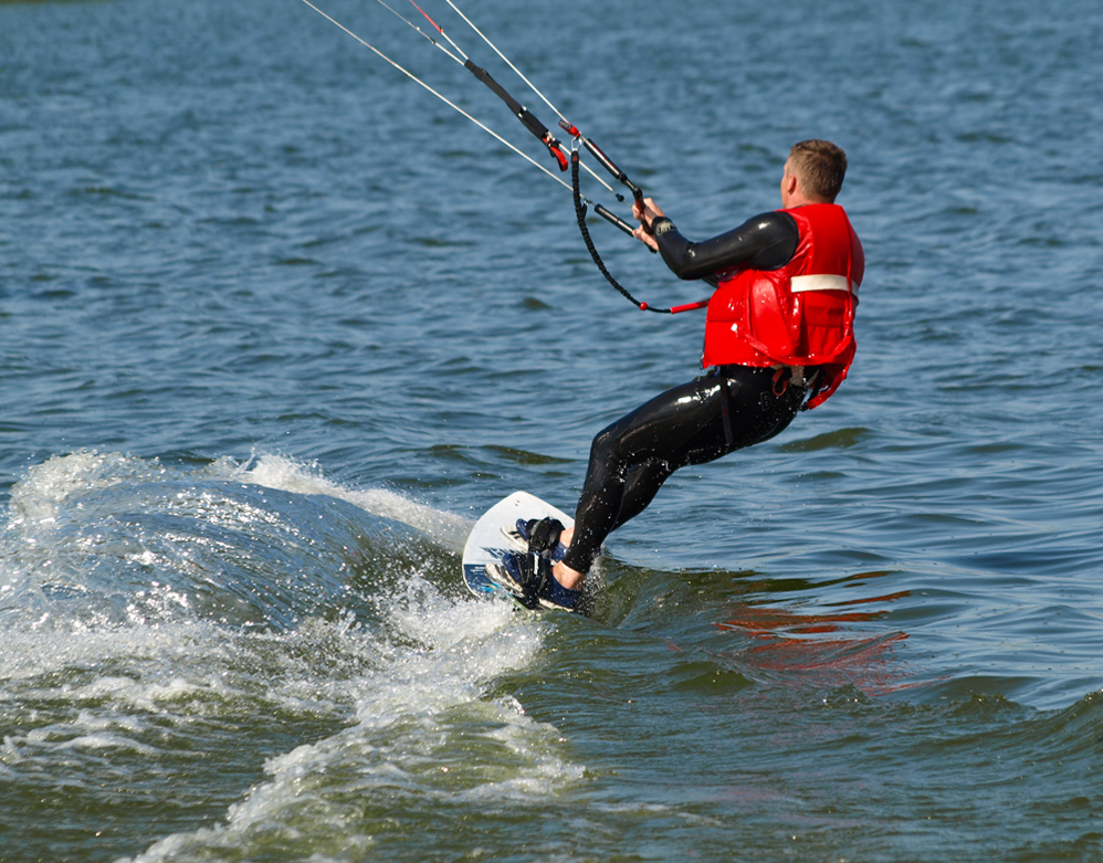 Kitesurfing