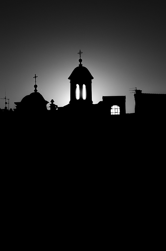 Zachód słońca i Kościół Św. Wojciecha