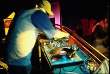 DJ Kostek w Transfuzji (P-ń) - 6.III.2004r.