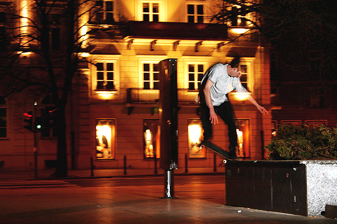 wit.bs.na.fakie.nosegrind