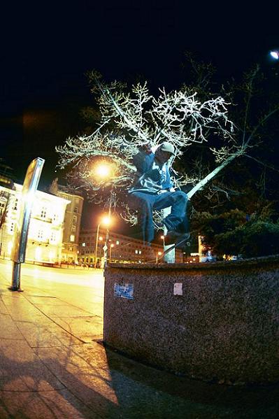 Tomek Goławski nosegrind witos by night