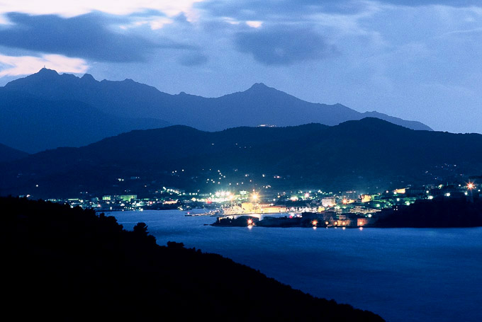 Portoferraio o zmierzchu