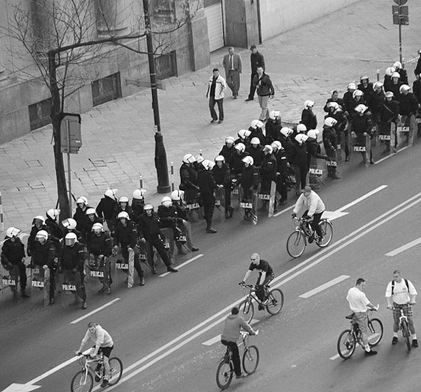 rowerzyści i statyści