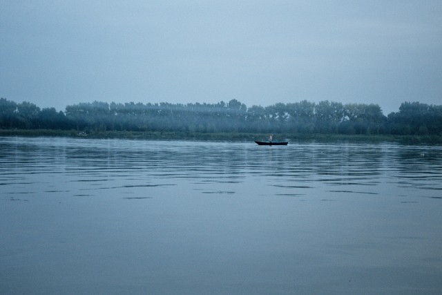  niebieska toń