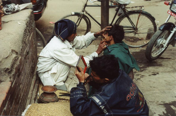 Nepal - u fryzjera