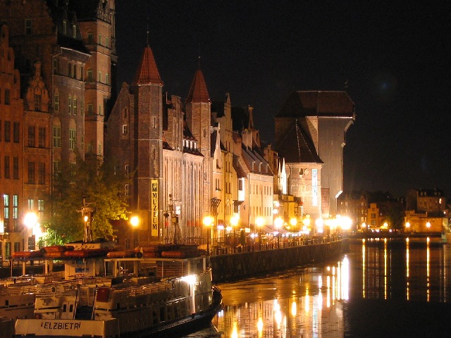 Gdańsk nocą