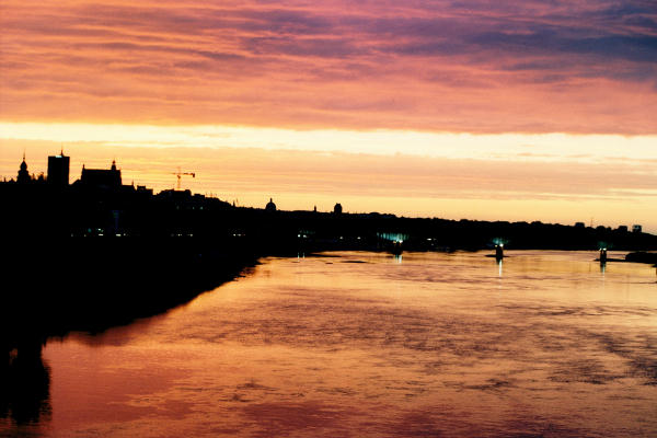 ..miasto nad rzeką ..serce serc...ojczyzny