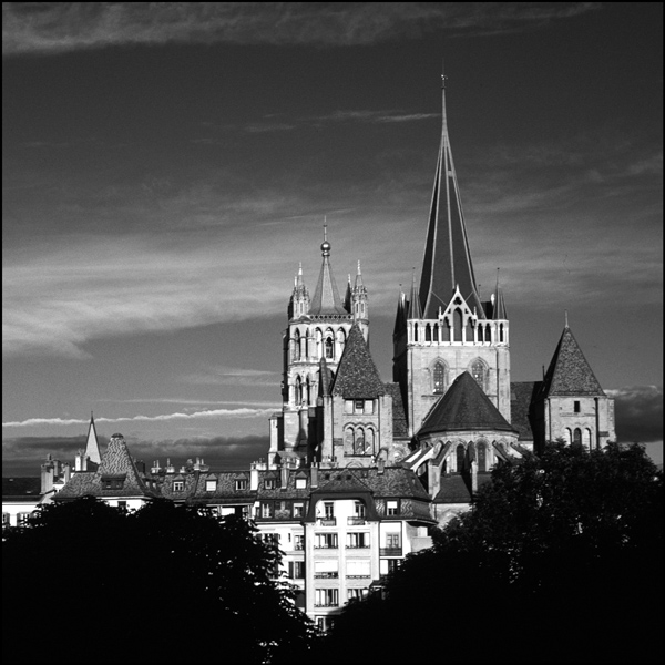 Lausanne B&W #01: Cité (2004)