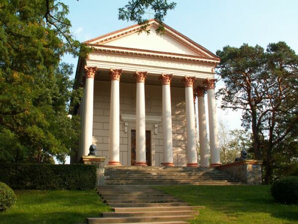 mausoleum