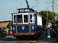 niebieski tram