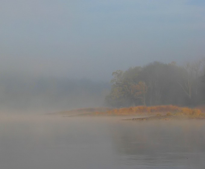 zamglona rzeka