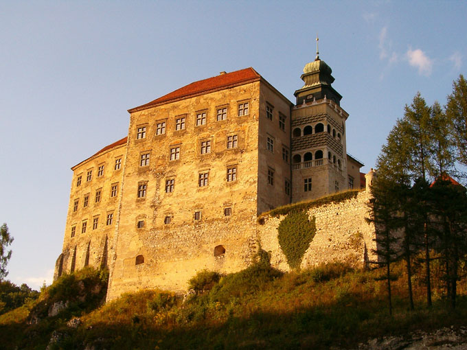 szlak Orlich Gniazd - zamek Pieskowa Skała