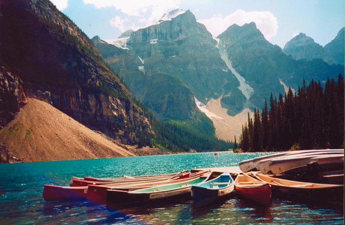 Moraine Lake (AL Canada)