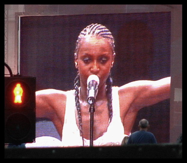 morcheeba 2003 live on trafalgar square