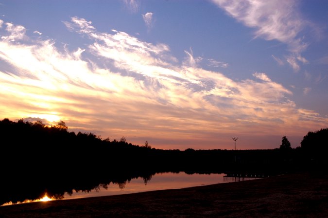 Zachód nad zalewem