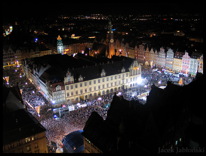 Wrocław by night.