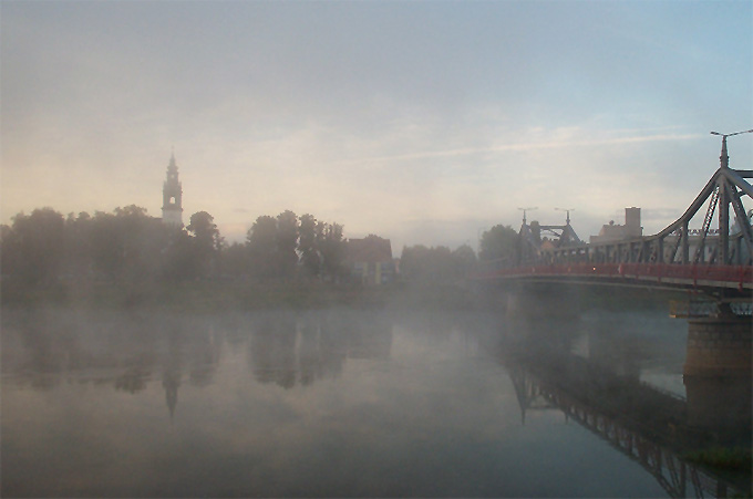 Odchodząca mgła