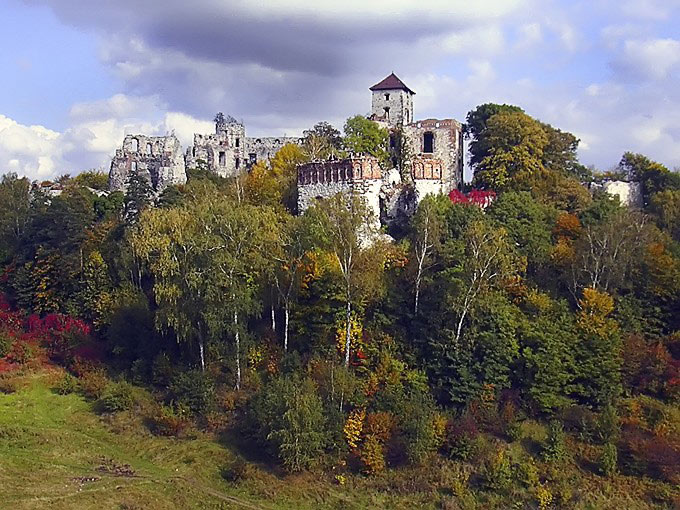 Zamek Tenczyn w październiku