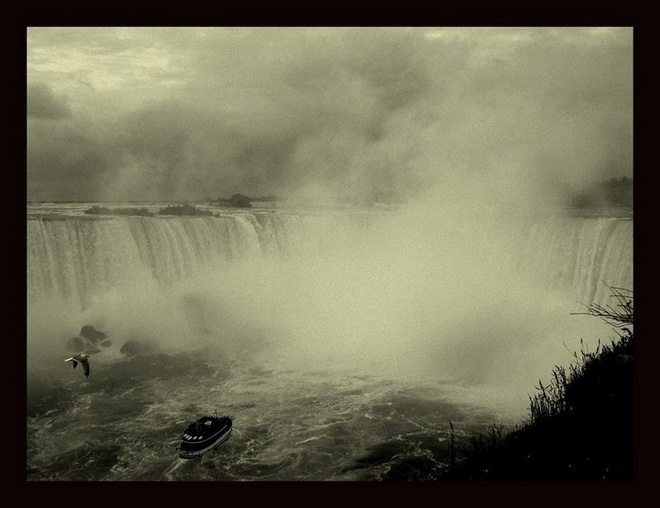 ...Niagara...