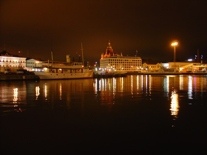 Helsinki by night