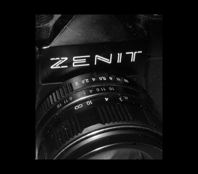 Zenit XP12