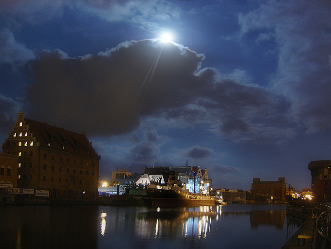 Motłaven-sztrase by night 2