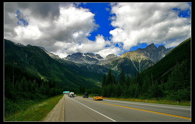 *GÓRY  SKALISTE* B.C. CANADA.