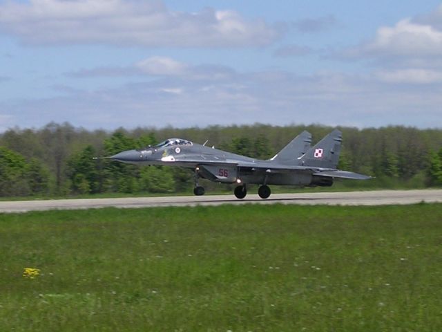 MIG-29 powraca z zadania