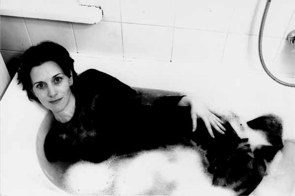 black bath