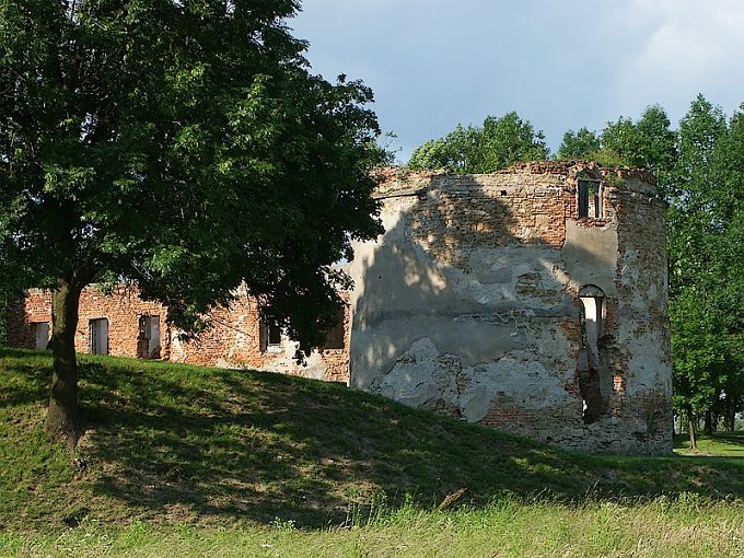 Zamek Fredropol - Kormanice