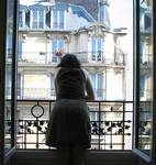 Muchacha en la ventana