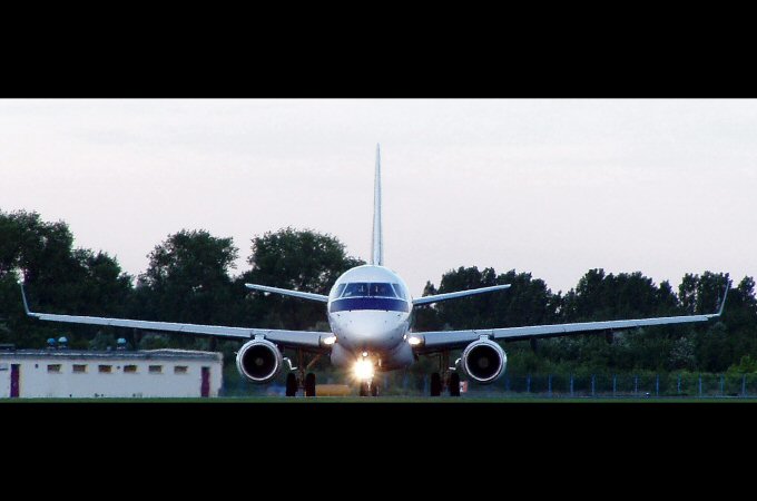 Dzień Dobry, nazywam się Embraer 170