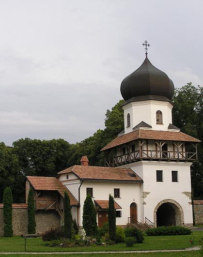 mury i baszta monasteru