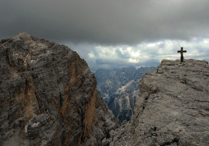 Dolomity