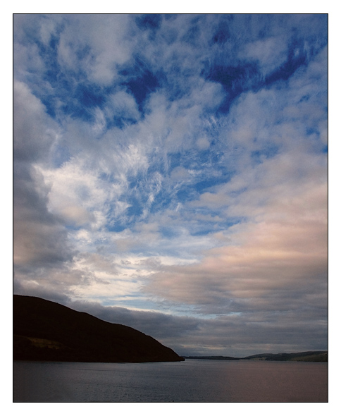 niebo nad Loch Ness