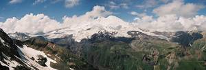 Panorama z Czegietu w kierunku Elbrusa