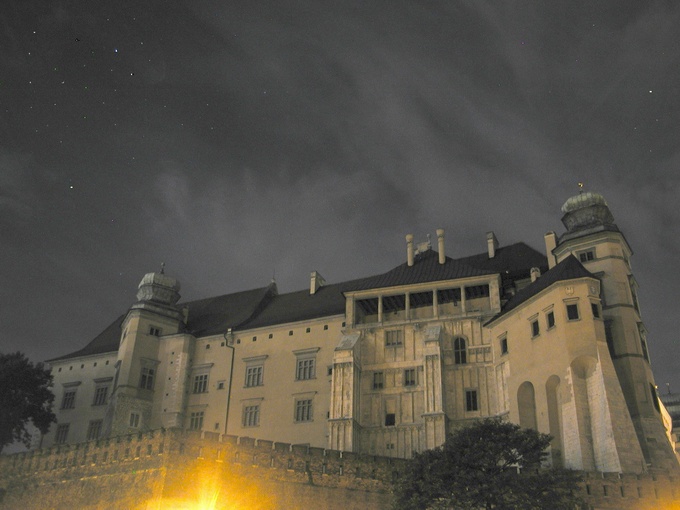 wawel by night