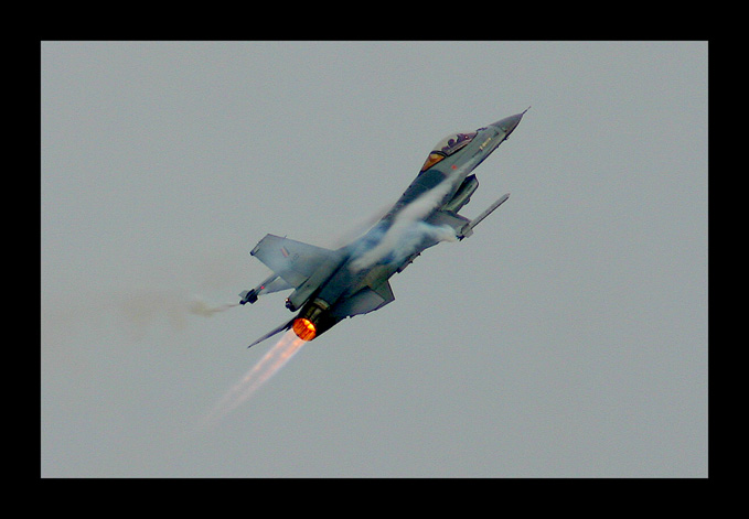 F-16