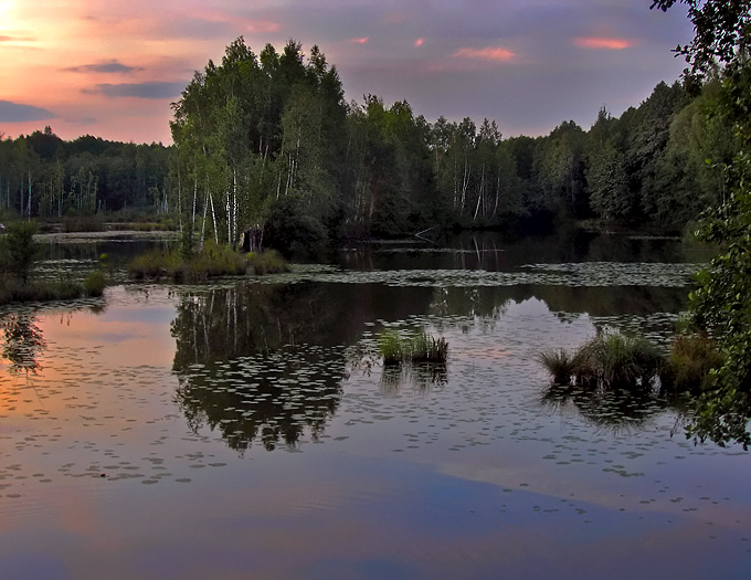 Wieczór nad jeziorem