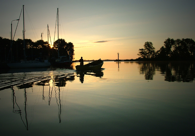 Portowe świtanie