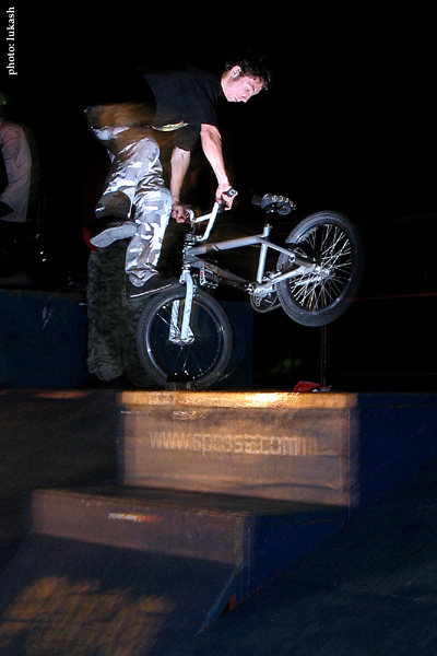 tailwhip foot jam