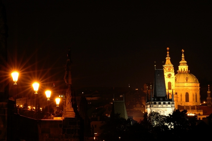 Praga nocą