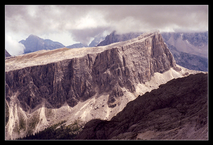 Dolomity Lastoni di Formin